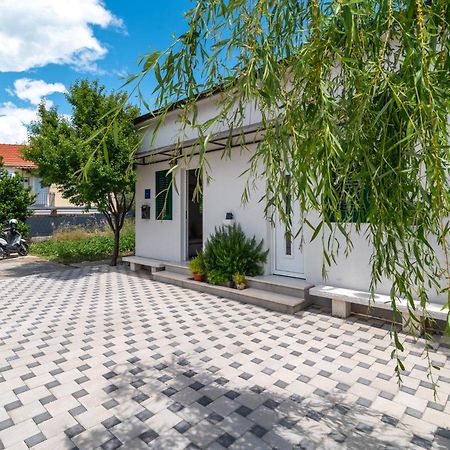 Studio Apartment Dona Трогир Экстерьер фото