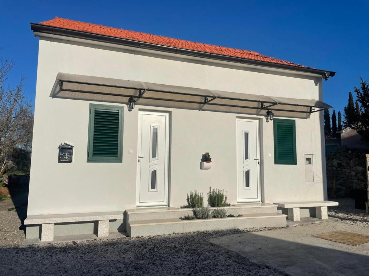 Studio Apartment Dona Трогир Экстерьер фото