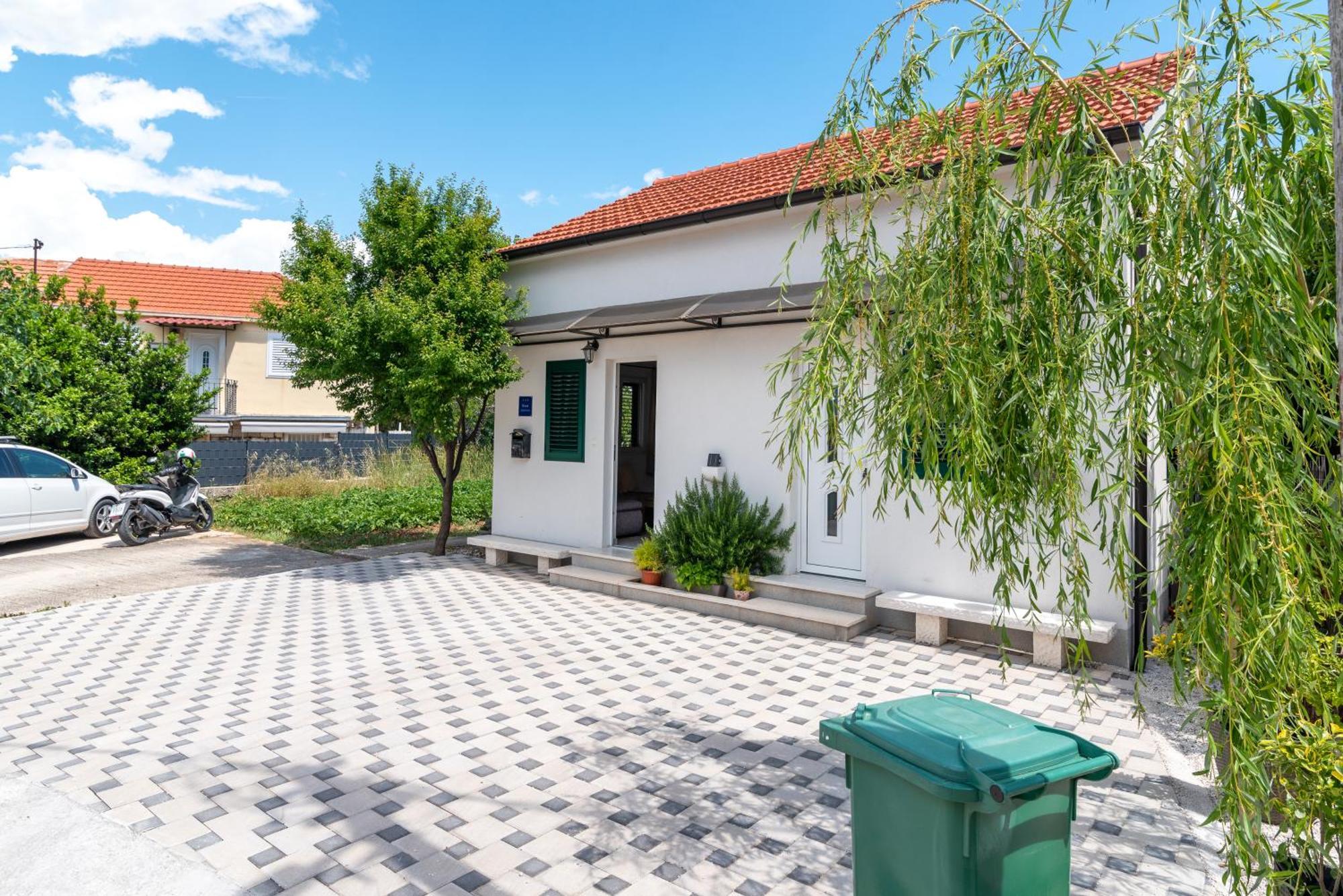 Studio Apartment Dona Трогир Экстерьер фото
